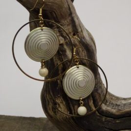 Boucles d’oreilles jaspe écru